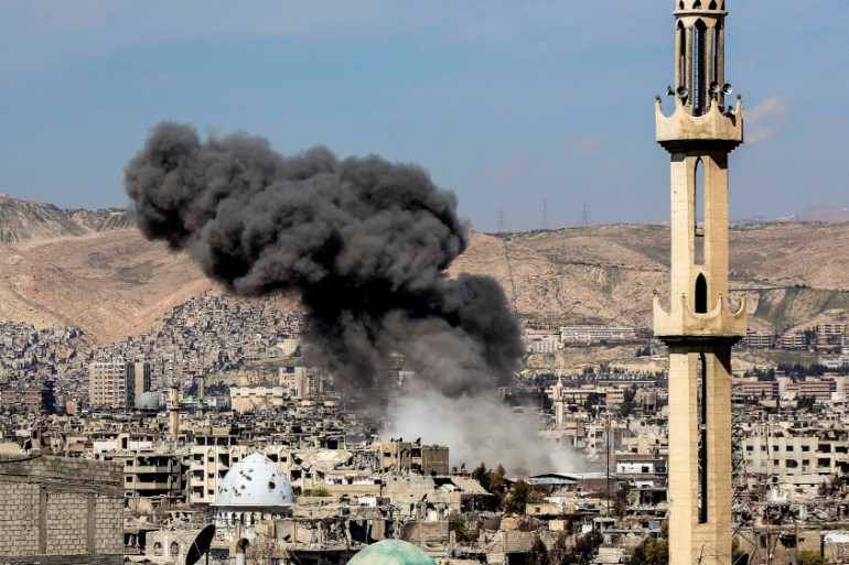 Syrian army attacks on Duma district of Damascus