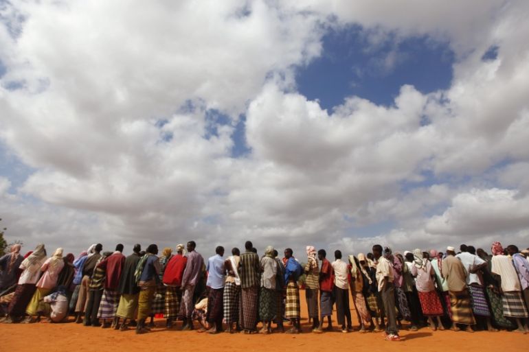 Kenya demands world''s largest refugee camp be moved to Somalia