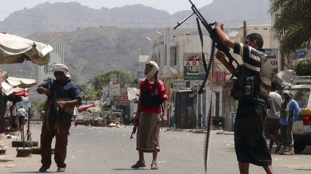 Houthi fighters have been facing resistance from loyalists of President Hadi in places such as Aden [Reuters]