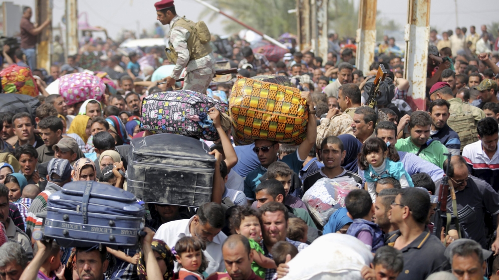 Displaced Sunnis, who fled the violence in the city of Ramadi, have swarmed to the outskirts of Baghdad [Reuters]