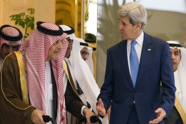 U.S. Secretary of State Kerry walks to a news conference with Saudi Arabia''s Foreign Minister Saud bin Faisal bin Abdulaziz Al Saud in Riyadh