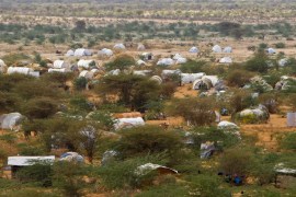 Kenya demands world''s largest refugee camp be moved to Somalia