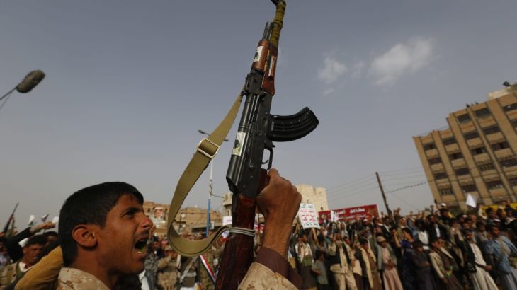 Armed Houthis rally against Saudi-led military offensive