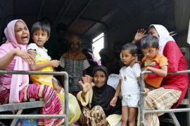 Rohingya women and children