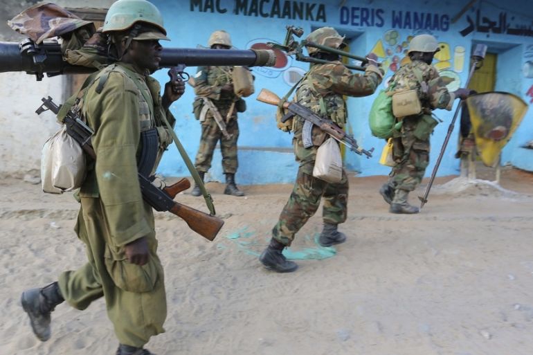 Somalia''s army soldiers and peacekeepers from AMISOM
