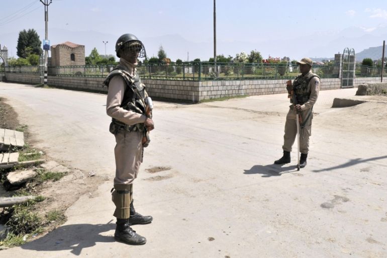 Restrictions In Some Areas Of Srinagar Ahead Of Hurriyat Rally