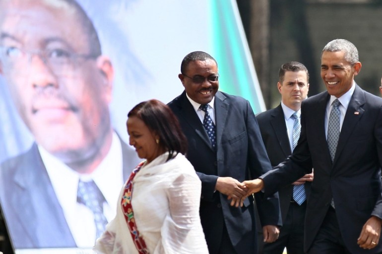 Ethiopia''s Prime Minister Hailemariam Desalegn greets U.S. President Barack Obama as he arrives to the National Palace in Addis Ababa, Ethiopia