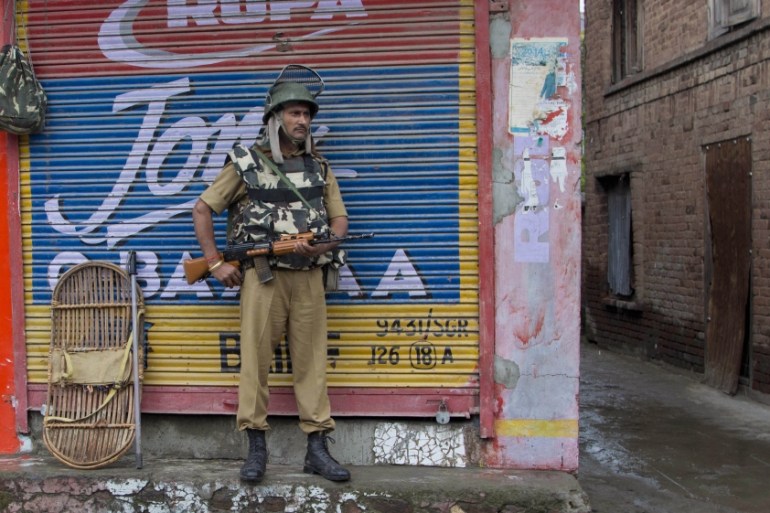 Indian Soldier Kashmir Curfew Market