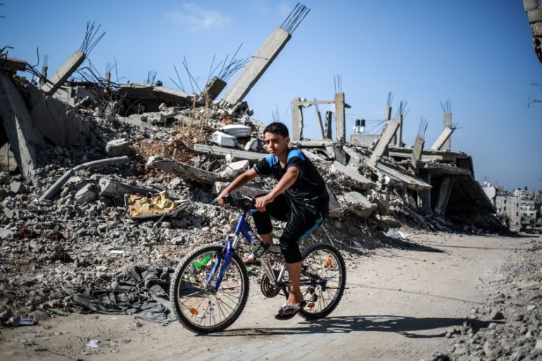 Gazans still live among ruins in Shuja''iyya neighborhood