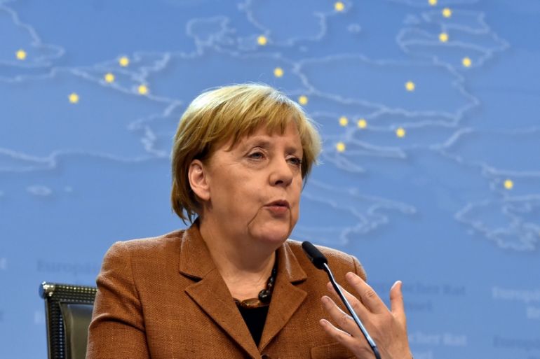 Germany''s Chancellor Merkel gives a news conference after an European Union leaders extraordinary summit on the migrant crisis, in Brussels