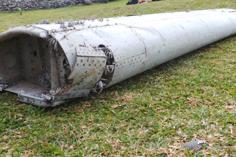 Debris from Reunion Island part of missing MH370, France says