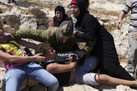 arresting Palestinian minors