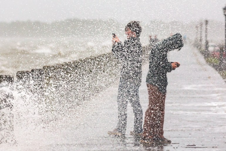 Weather system deluges US East Coast as hurricane Joaquin threat eases