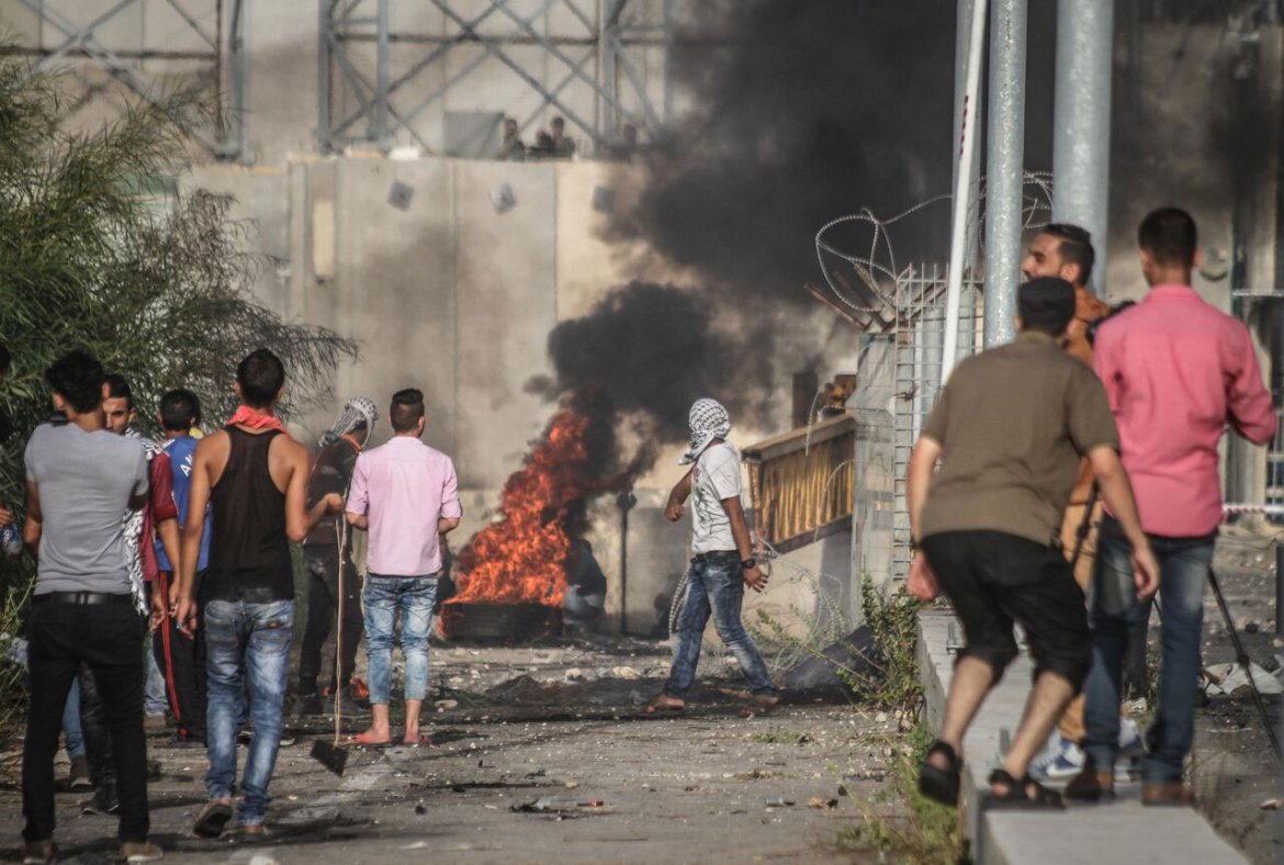 Gaza Photo [Ezz Zanoun/Al Jazeera]