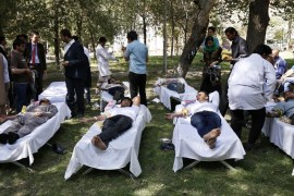 Afghans donate blood in Kabul for the wounded in Kunduz