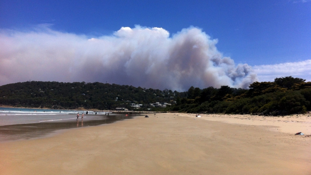 The homes were destroyed in small holiday communities on Australia's picturesque Great Ocean Road [Reuters]