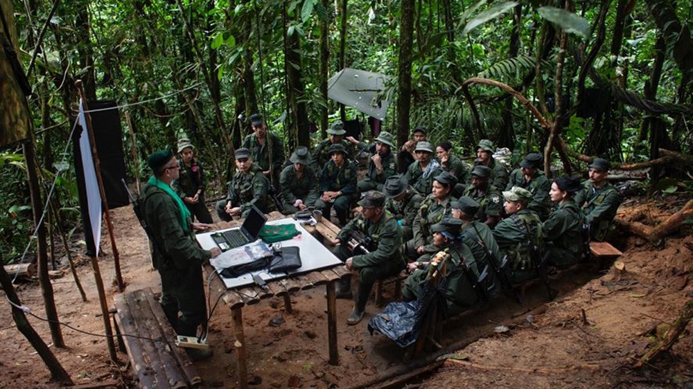 FARC rebels are receiving daily classes on the peace negotiations [Fabio Cuttica/Al Jazeera]