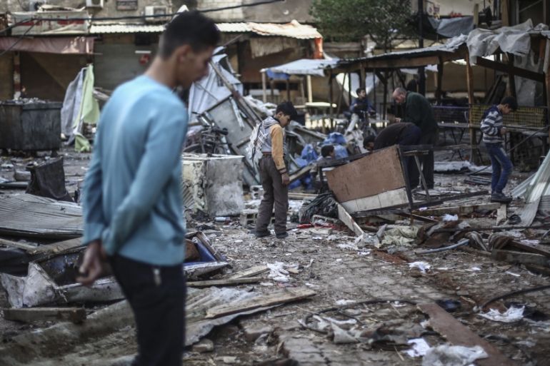 At least 60 dead more than 100 wounded in regime airstrike on market place in Douma