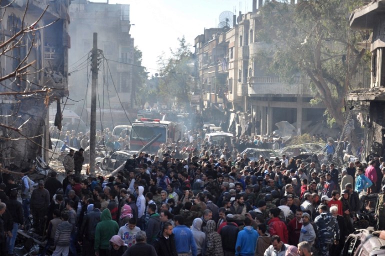 Twin car bombs in Homs kill at least 16 wound 100