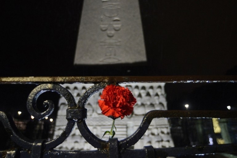 A carnation is left at the site of an explosion in the historic Sultanahmet district in Istanbul [AP]