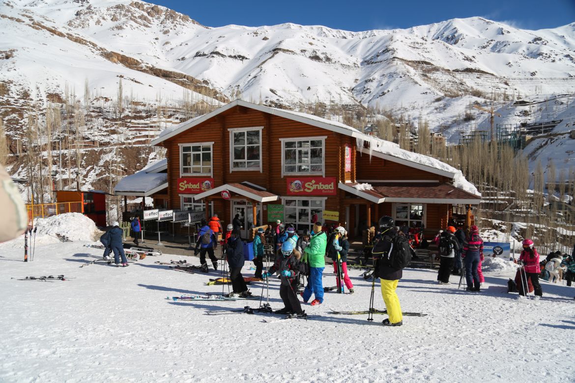 Skiing at Iran’s gateway of the snowcapped mountain / Please Do Not Use