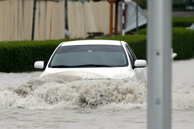 Flooding Dubai