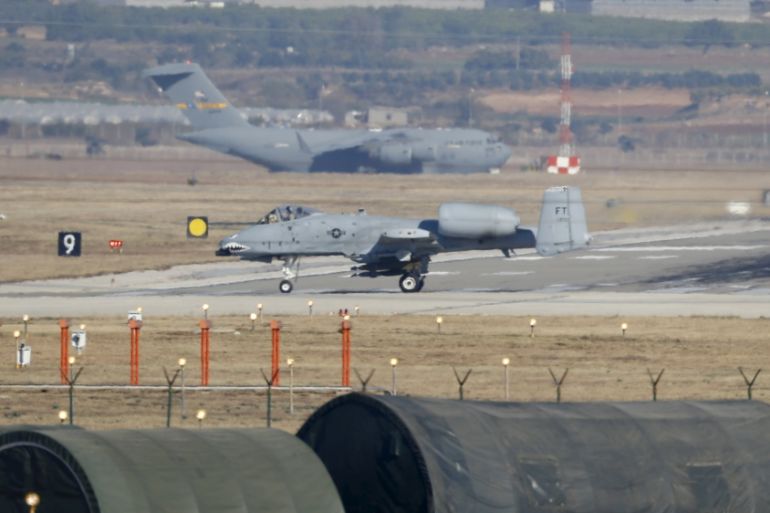 A U.S. Air Force A-10 Thunderbolt II fighter jet lands Incirlik airbase in Adana, Turkey