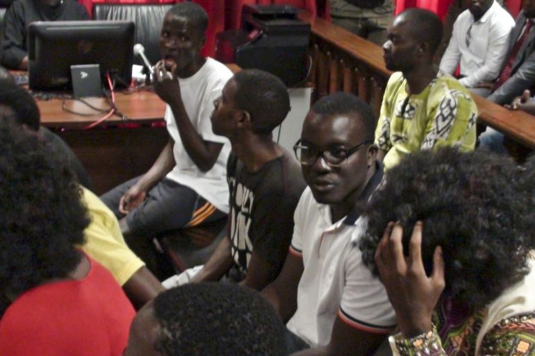 Luanda Court condemns political activists to prison