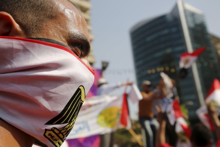 Supporters of Egypt''s army and Egyptian President Abdel Fattah al-Sisi celebrate the anniversary of Sinai Liberation Day in Cairo
