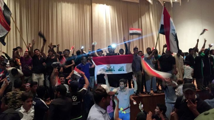 Iraq parliament Shia cleric Muqtada al-Sadr