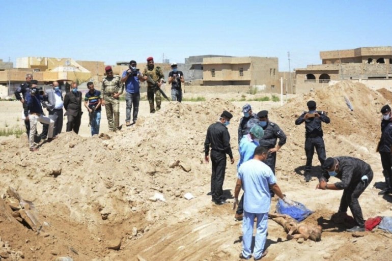 Iraq mass graves