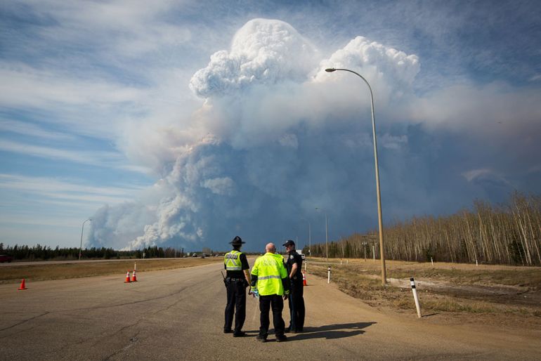 Fire engulfs Canadian city