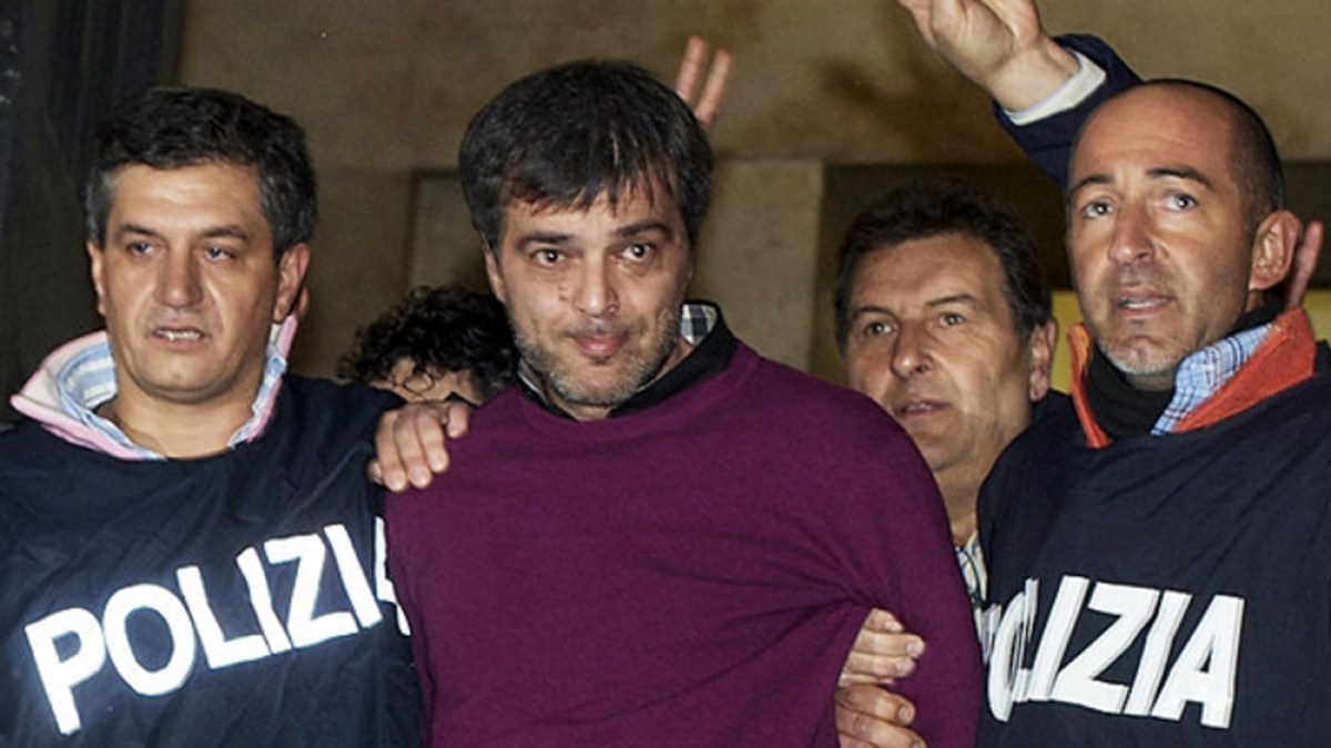 Arrowhead kompas Fest Italy: Mafia plot to kill Giovanni Colangelo foiled | Crime News | Al  Jazeera
