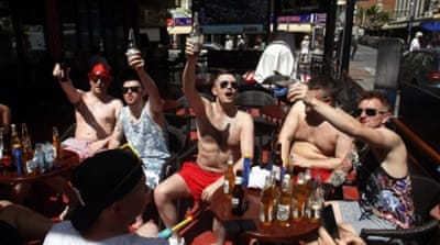 British tourists toast the win of Brexit outside a cafe in Benidorm, Alicante, eastern Spain [EPA]