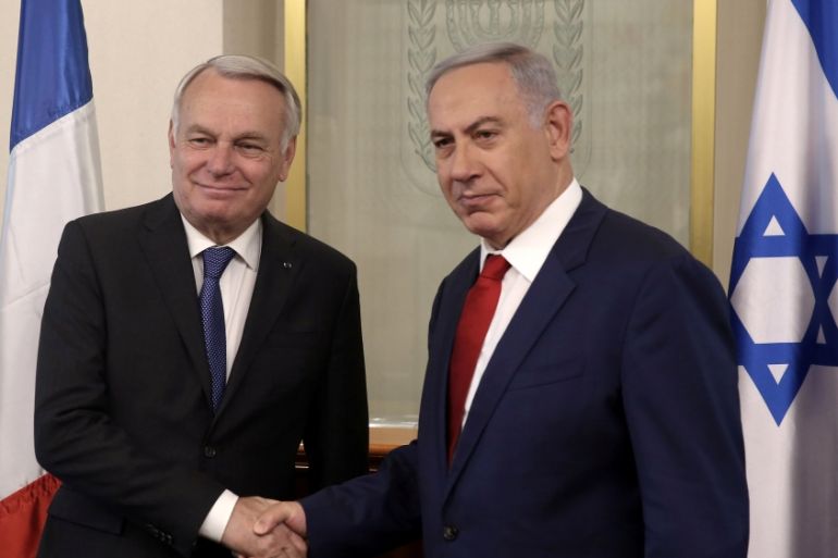Israeli Prime Minister Benjamin Netanyahu with French Foreign Minister Jean-Marc Ayrault [REUTERS]