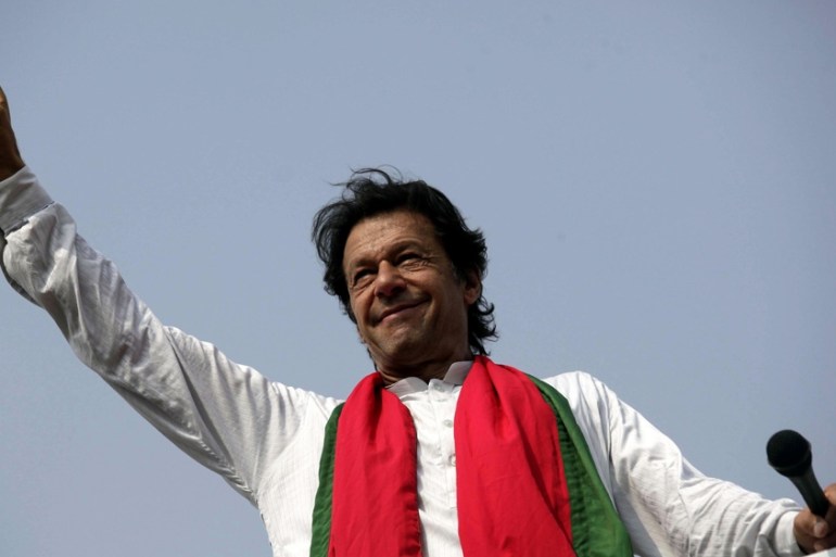 La caduta di Imran Khan: una storia di speranza politica trasformata in disperazione