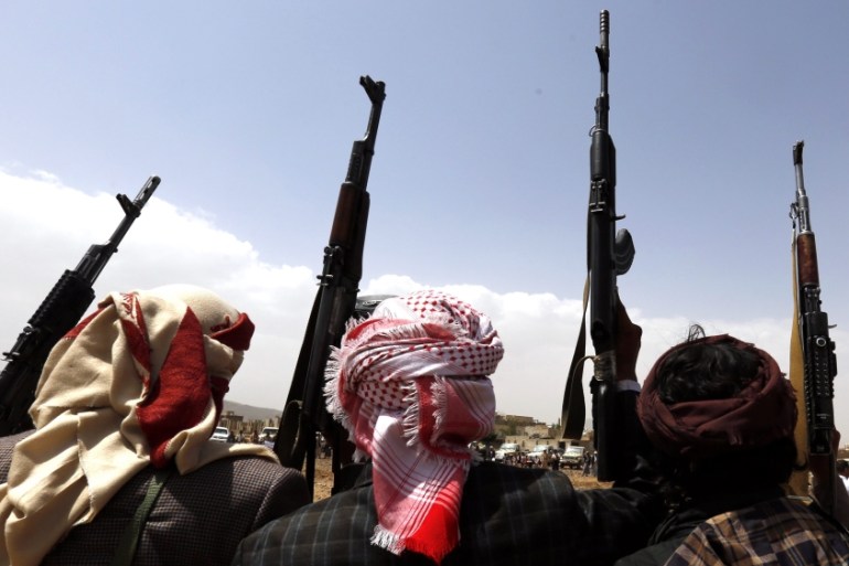 Houthis mobilize more fighters