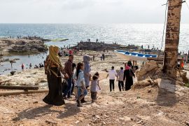 Keeping Al Dalieh, one of Beirut''''s last public waterfronts/ Please Do Not Use [Al Jazeera]