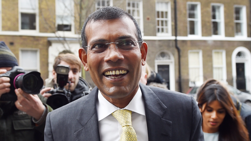 Former President of Maldives Mohamed Nasheed arrives for a press conference in London on January 25, 2016 [EPA]