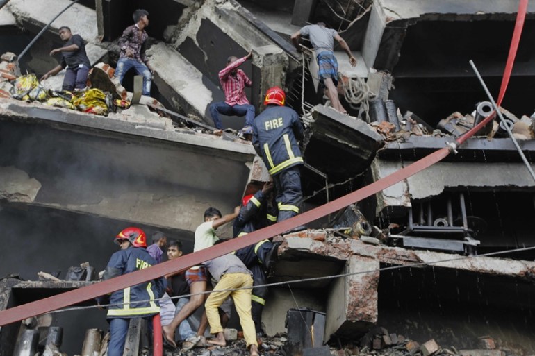 Bangladesh clothing factory hit by deadly fire
