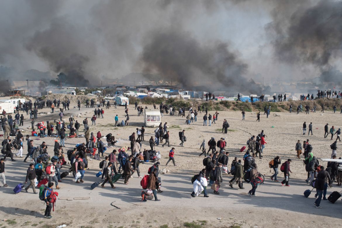 Calais burning