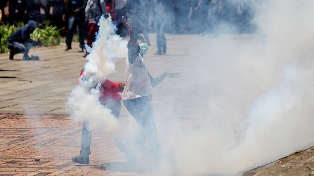 Student protests last year forced President Zuma to cancel fee increases for 2016 [Gianluigi Guercia/AFP]