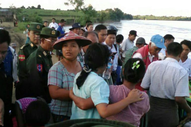 AFP PHOTO MYANMAR FERRY ACCIDENT