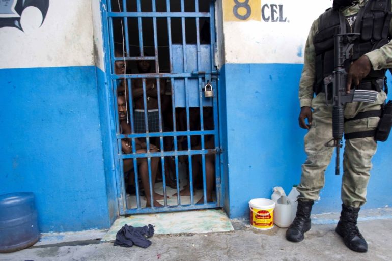 Haiti Prison break photo