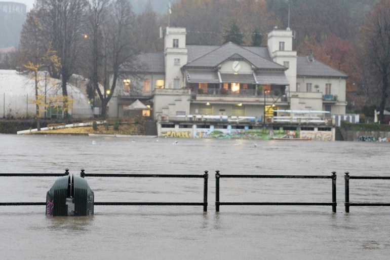 Heavy rain causes floods in northern Italy