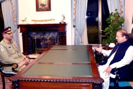 Pakistan''s Prime Minister Nawaz Sharif (R) talks with Qamar Javed Bajwa, Pakistan''s newly designated Army Chief, at the Prime Minister''s House in Islamabad, Pakistan