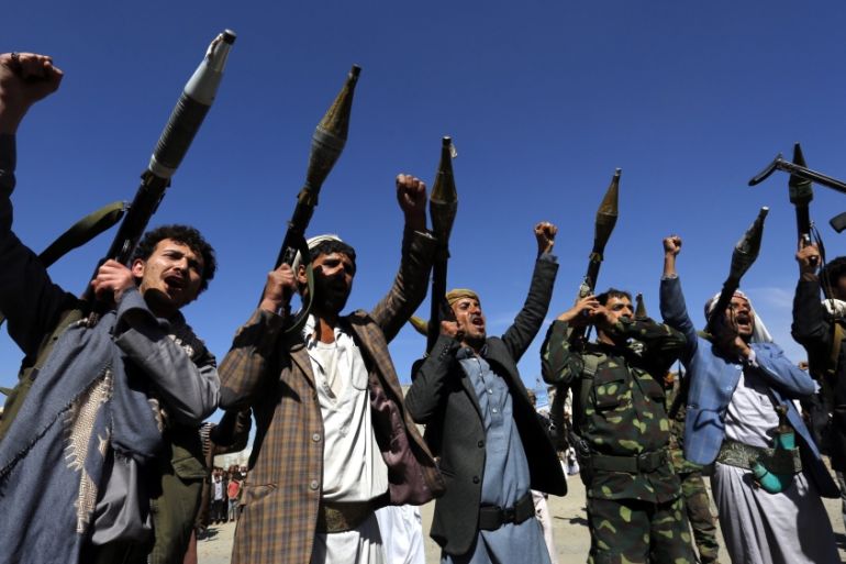Houthi rebels mobilize more fighters into Yemen battlefronts
