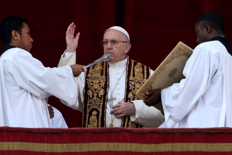 Pope Francis makes a blessing during the "Urbi et Orbi"