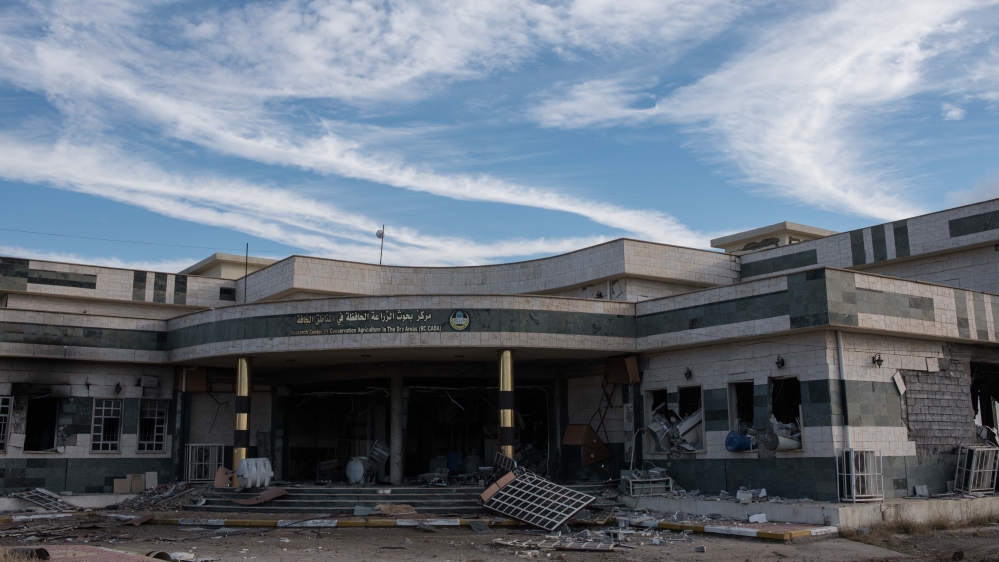 
Mosul University was one of the largest and most respected educational and research institutions in the Middle East before it was taken over by ISIL [Campbell MacDiarmid/Al Jazeera]
