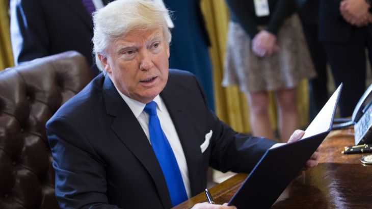 US President Trump signs executive order to allow Dakota, Keystone pipelines